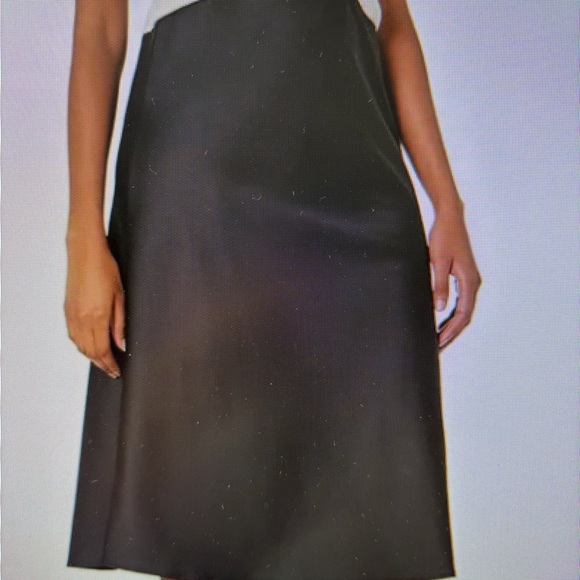 The Drop Silky Slip Skirt - NWOT - Elegant Black Satin Skirt - Size M - Picture 5 of 9